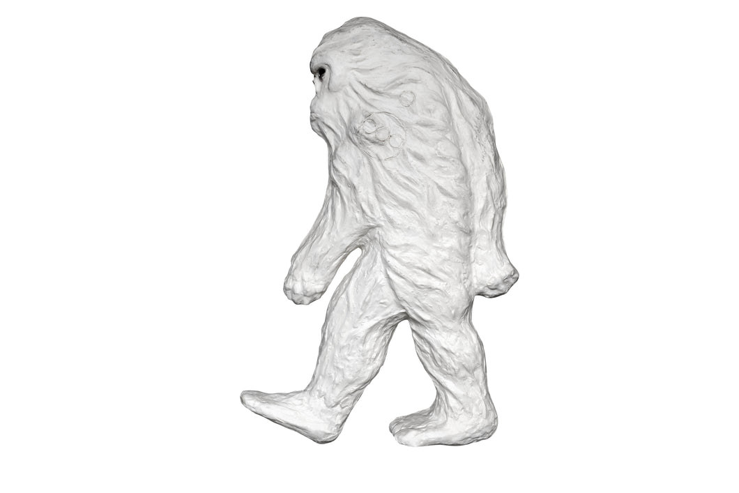 Real Wild 3D Backyard Yeti with EZ Pull Foam - Winter White - - FREE SHIPPING