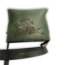 Load image into Gallery viewer, Shrew Bow Quiver